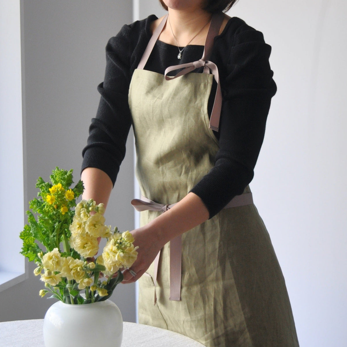 linenapron_pistachio_1200x1200